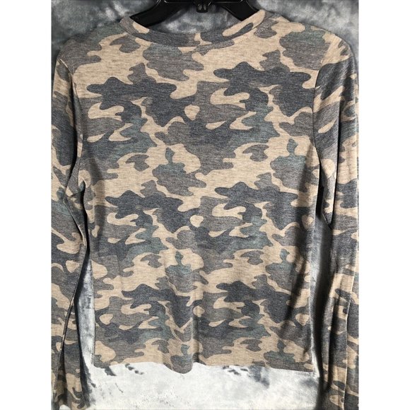 Tresics Top Camouflage Shirt Woman’s V-neck Long Sleeve Tee Shirt Adult Large - Picture 10 of 15
